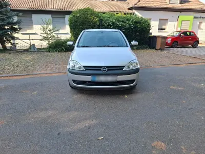 Gebraucht Opel Corsa Comfort 58 PS (42 kW) 2004 Silber Kleinwagen