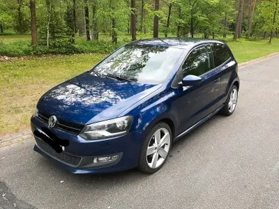 Gebraucht VW Polo Highline 90 PS (66 kW) 2012 Blau Kleinwagen