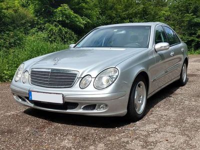 Mercedes E220