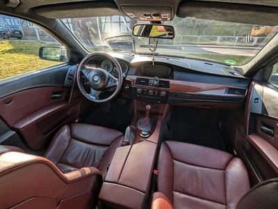 Gebraucht BMW 530 Sport Line 231 PS (169 kW) 2007 Blau Kombi