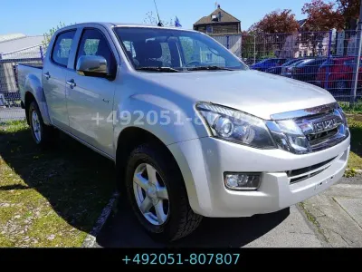 Second-hand Isuzu D-Max 163 CP (119 kW) 2015 Argintiu SUV
