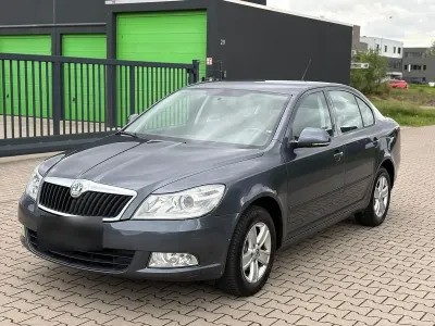 Używany Skoda Octavia 2011 Szary Sedan/Limuzyna