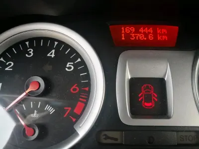 Gebraucht Renault Clio 75 PS (55 kW) 2009 Weiß Kleinwagen