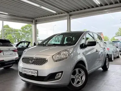 Gebraucht Kia Venga Vision 90 PS (66 kW) 2010 Silber Kleinwagen
