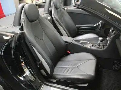 Gebraucht Mercedes SLK200 163 PS (119 kW) 2005 Schwarz Cabrio