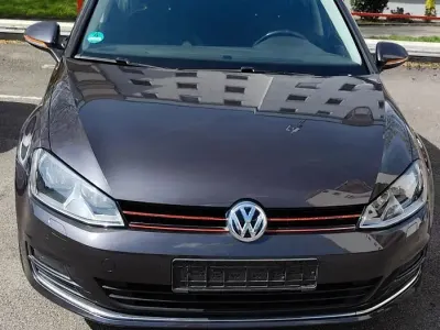 Używany VW Golf VII LOUNGE 86 KM (63 kW) 2015 Szary Sedan/Limuzyna