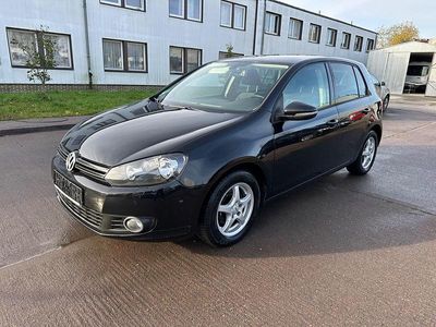 Gebraucht VW Golf VI Comfortline 105 PS (77 kW) 2010 Schwarz Kleinwagen