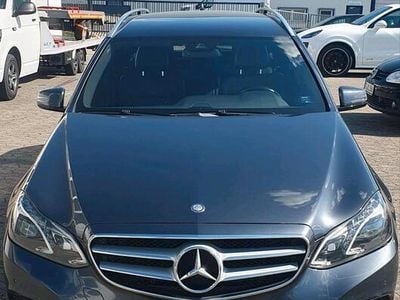 Mercedes E220