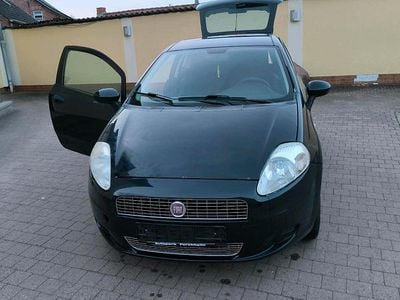 Gebraucht Fiat Punto 65 PS (47 kW) 2009 Blau Kleinwagen