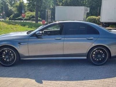 Mercedes E63 AMG