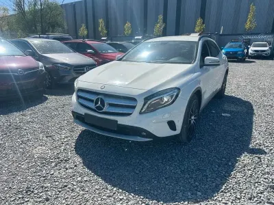 Gebraucht Mercedes GLA220 170 PS (125 kW) 2015 Weiß SUV