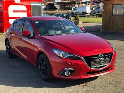 Gebraucht Mazda 3 Sports-Line 150 PS (110 kW) 2014 Rot Limousine
