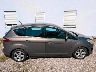 Gebraucht Ford C-MAX 136 PS (100 kW) 2012 Braun Van / Kleinbus