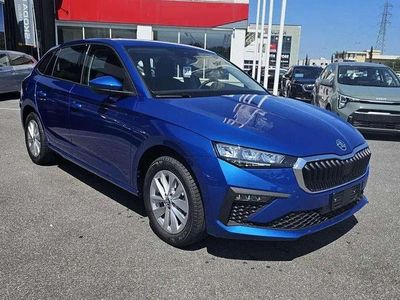 Neu Skoda Scala Selection 116 PS (85 kW) 2025 Raceblau Kleinwagen