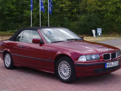 Gebraucht BMW 318 116 PS (85 kW) 1994 Rot Cabrio
