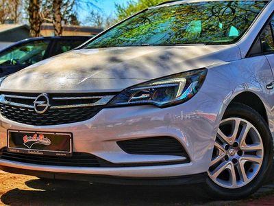 Gebraucht Opel Astra 105 PS (77 kW) 2016 Weiß Kombi