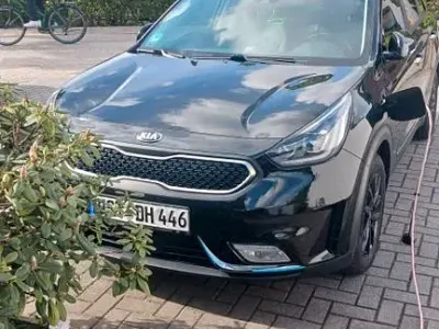 Używany Kia Niro Vision 141 KM (103 kW) 2018 Czarny SUV