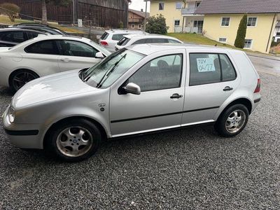 Gebraucht VW Golf IV Edition 105 PS (77 kW) 2001 Silber Limousine