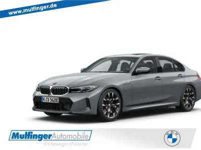 Gebraucht BMW 330e M Sport 292 PS (214 kW) 2024 Skyscraper grau Limousine