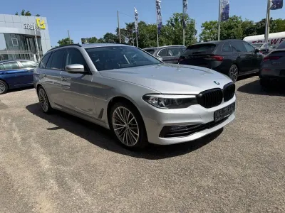 Gebraucht BMW 520 Sport Line 190 PS (139 kW) 2018 Silber Kombi