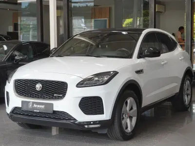 Gebraucht Jaguar E-Pace R-Dynamic 200 PS (147 kW) 2019 Weiß SUV