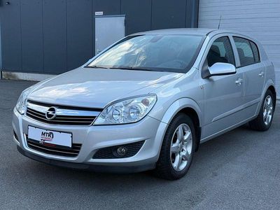 Second-hand Opel Astra Catch Me 105 CP (77 kW) 2007 Argintiu Berlinǎ
