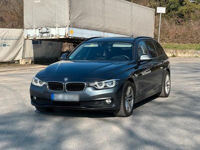 Gebraucht BMW 320 Comfort Edition 190 PS (139 kW) 2017 Grau Kombi