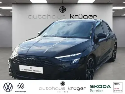 Gebraucht Audi A3 S-Line 150 PS (110 kW) 2023 Mythosschwarz metallic Limousine