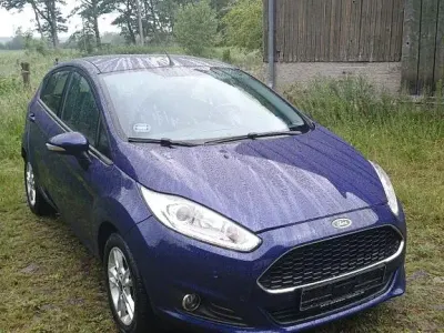 Gebraucht Ford Fiesta SYNC Edition 60 PS (44 kW) 2016 Blau Kleinwagen