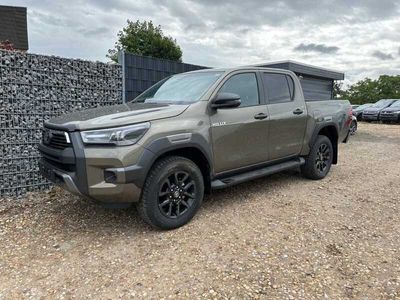 gebraucht Toyota HiLux Double Cab 2.8 D-4D 4WD Invincible AT LAGER