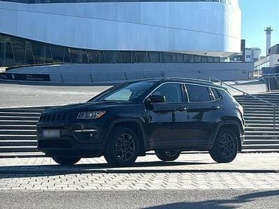 Gebraucht Jeep Compass Limited 183 PS (134 kW) 2018 Schwarz SUV