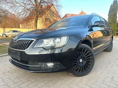 Gebraucht Skoda Superb Exclusive 170 PS (125 kW) 2014 Schwarz Kombi