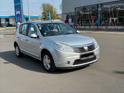 Second-hand Dacia Sandero 87 CP (63 kW) 2008 Argintiu Hatchback