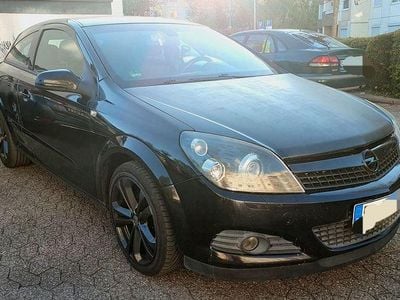 Usata Opel Astra GTC Sport 140 CV (102 kW) 2007 Nero Berlina