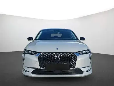 Gebraucht DS Automobiles DS4 Opera 131 PS (96 kW) 2023 Chrystal pearl (metallic) SUV