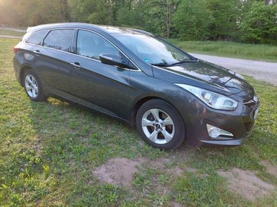 gebraucht Hyundai i40 CW 1.6 GDI 136PS Benzin Kombi