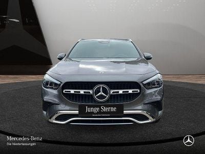 Mercedes GLA220
