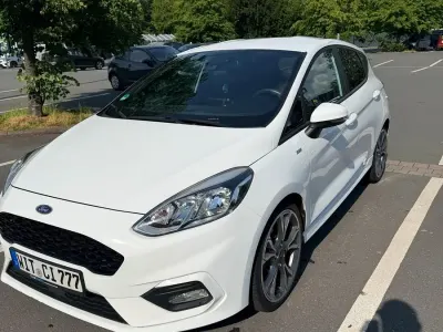 Gebraucht Ford Fiesta ST-Line 101 PS (74 kW) 2018 Weiß Kleinwagen