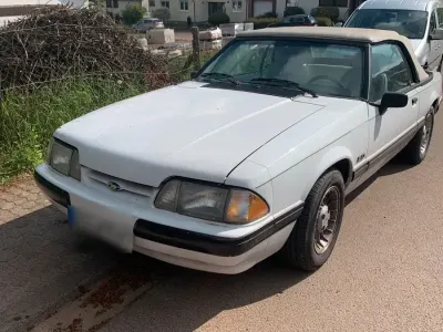Gebraucht Ford Mustang Convertible 228 PS (167 kW) 1988 Weiß Cabrio