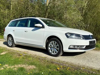 Gebraucht VW Passat Comfortline 150 PS (110 kW) 2012 Weiß Kombi