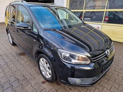 Gebraucht VW Touran Cup 105 PS (77 kW) 2014 Schwarz Van / Kleinbus