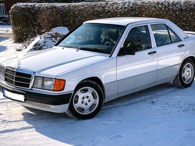 Gebraucht Mercedes 190 75 PS (55 kW) 1989 Weiß Limousine