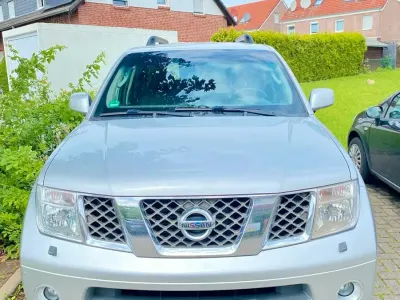 Gebraucht Nissan Pathfinder 171 PS (125 kW) 2005 Silber SUV