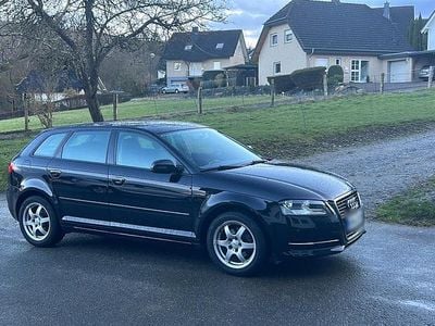 Gebraucht Audi A3 105 PS (77 kW) 2012 Schwarz Kleinwagen