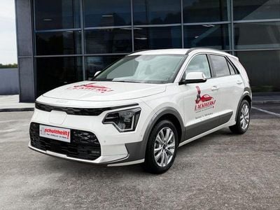 Usata Kia e-Niro Vision 150 kW (204 CV) 2024 Bianco SUV