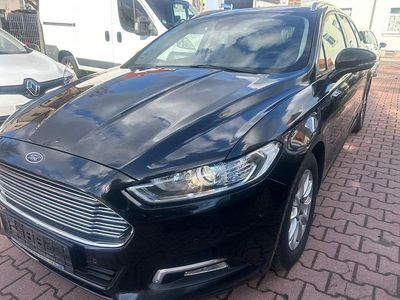 Gebraucht Ford Mondeo Titanium 120 PS (88 kW) 2016 Schwarz Limousine
