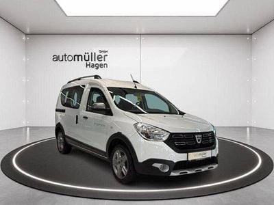 Gebraucht Dacia Dokker Stepway 131 PS (96 kW) 2020 Gletscherweiss Van / Kleinbus