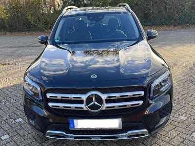 Mercedes GLB200