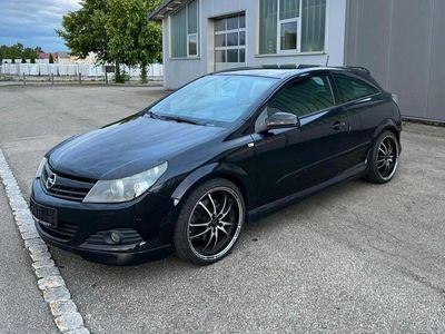 gebraucht Opel Astra GTC Sport 2.0 T / 200 PS