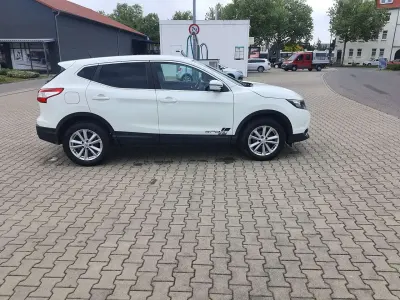 Gebraucht Nissan Qashqai N-Vision 116 PS (85 kW) 2016 SUV